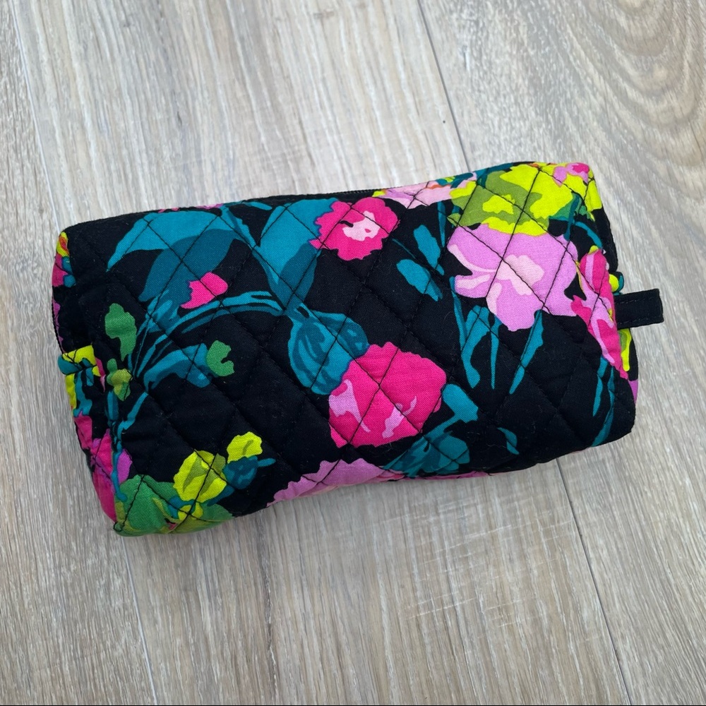 VERA BRADLEY zipper pouch black neon floral